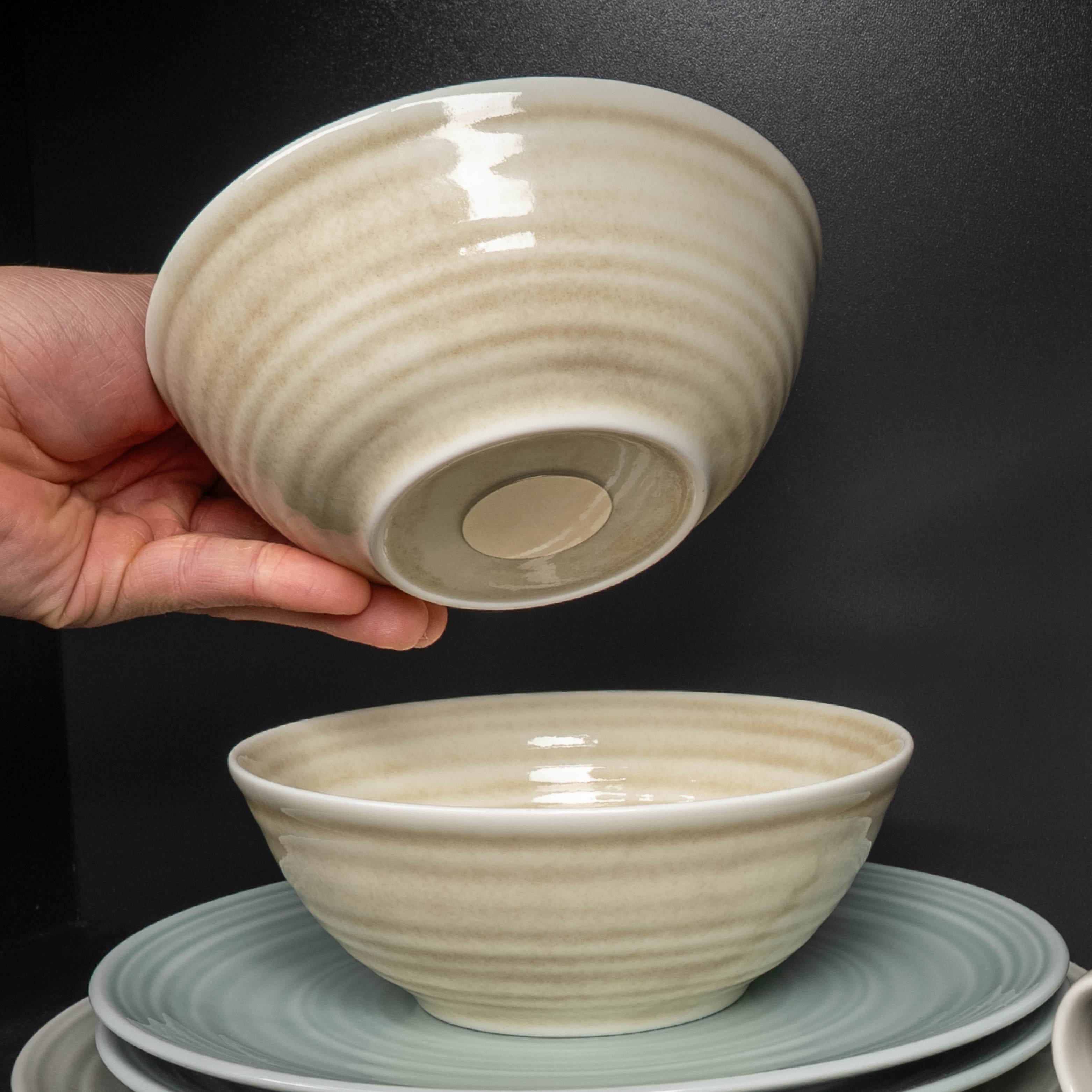 Magnet-Porzellan-Bowl-16cm sand auf Tellern