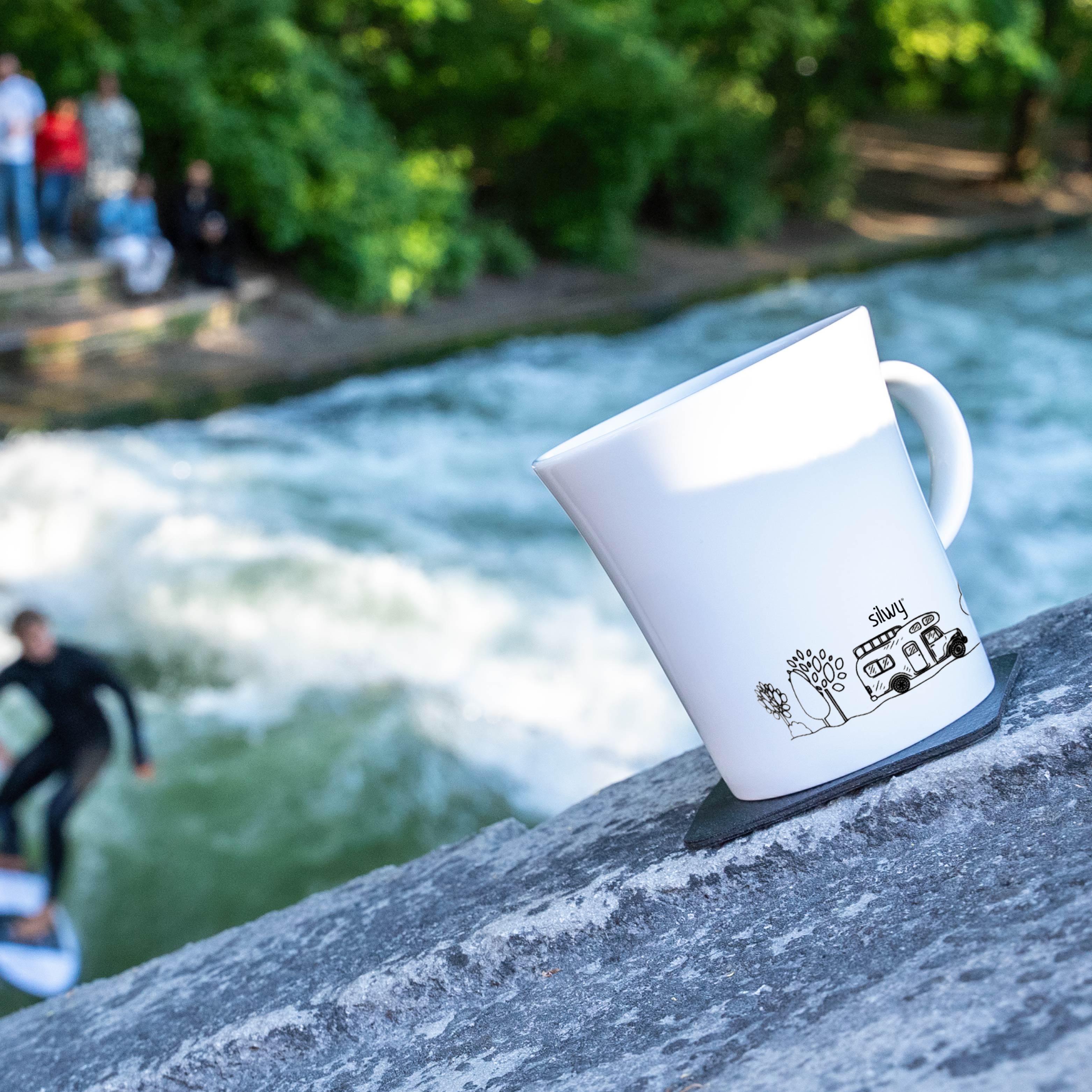 Magnet-Porzellan-Tassen campingmotiv vor Bach