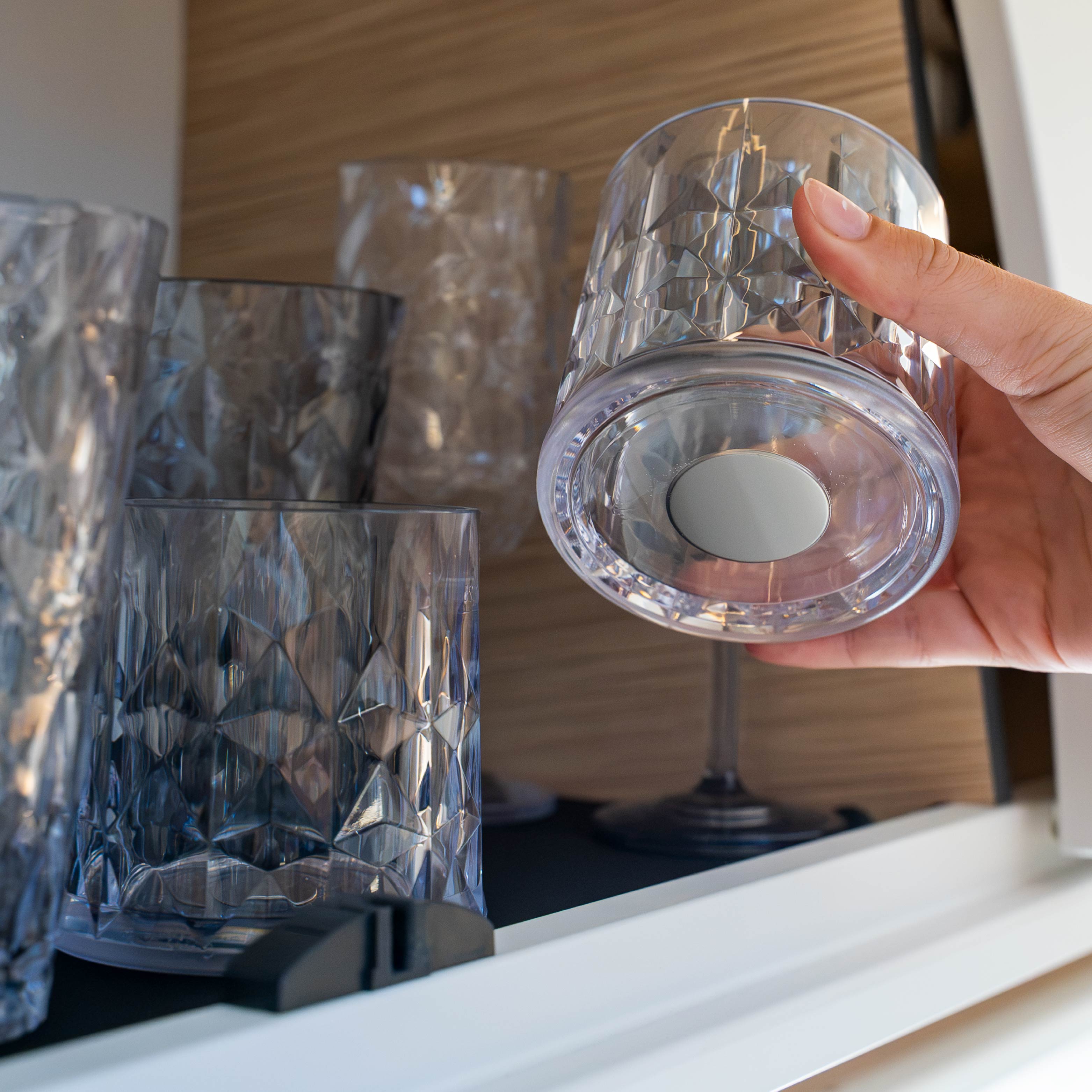 Vaso de plástico con imán TUMBLER CLEAR sin almohadilla