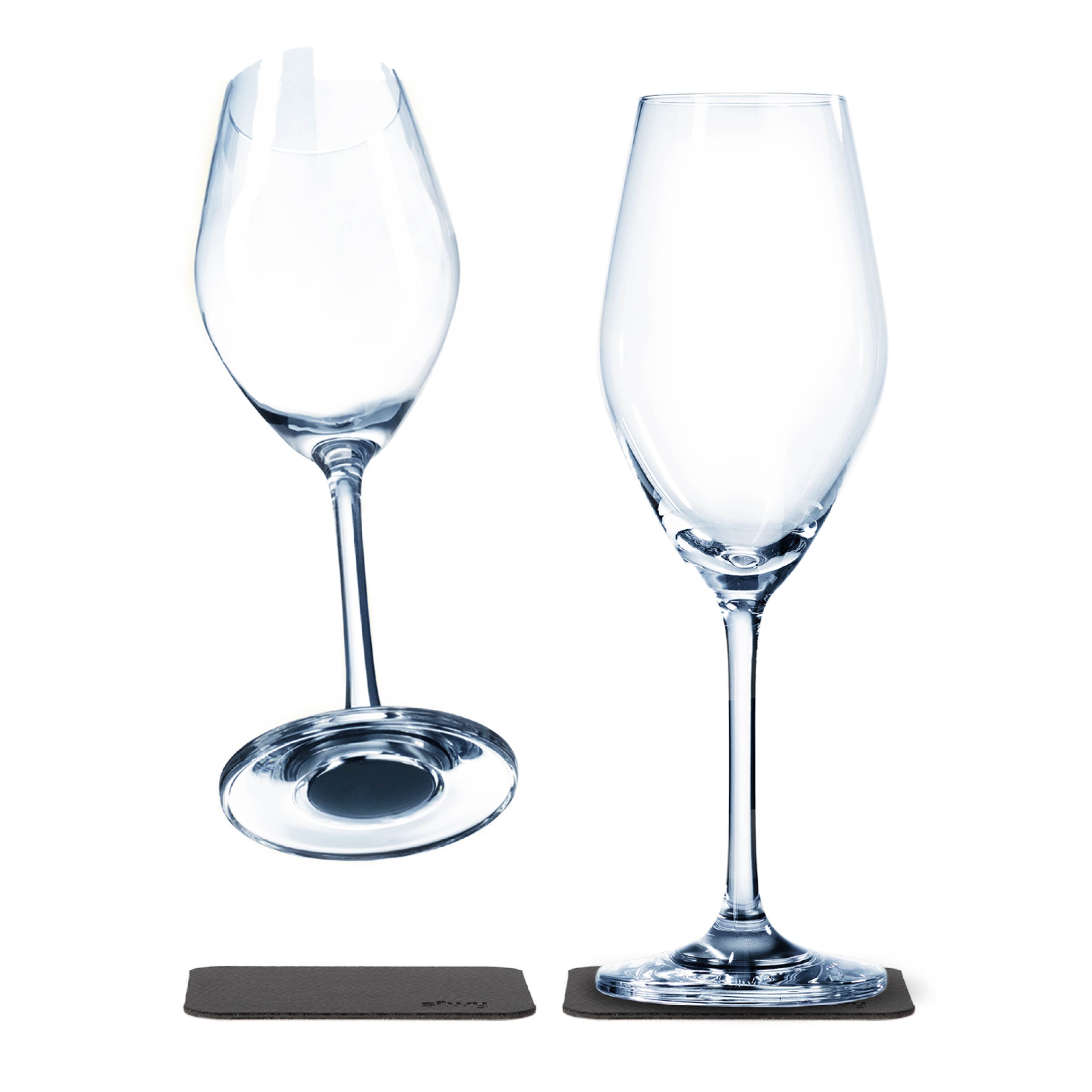 Freisteller zwei Magnet-Kristallgläser Champagner